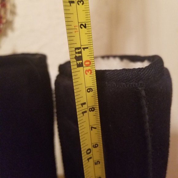 Boots - Picture 6 of 9